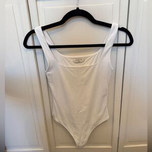 COPY - Aritzia Original Contour Squareneck Bodysuit